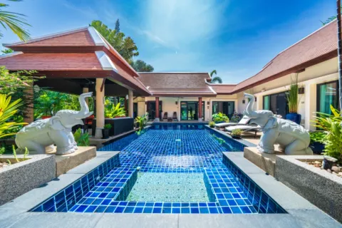 4 bedrooms Villa in Phuket, Thailand No. 52736 5