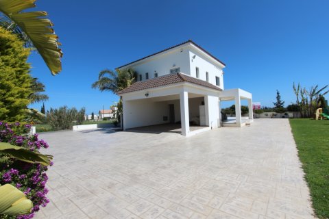 5 bedrooms Villa in Protaras, Cyprus No. 36588 3