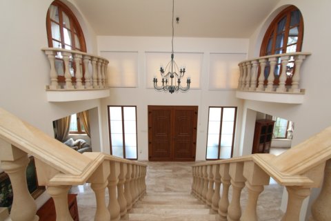 6 bedrooms Villa in Protaras, Cyprus No. 36590 12