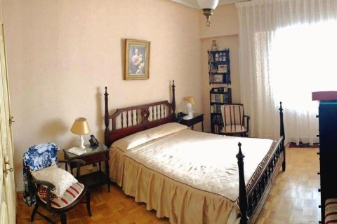 Квартира с 4 спальнями в Мадрид, Испания №92233 8