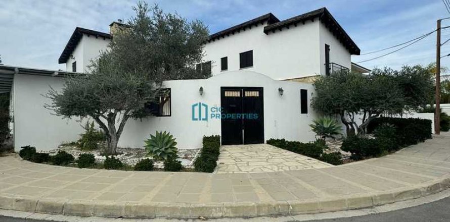 4 dormitorios House en Aradippou, Cyprus No. 75827