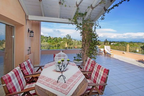 240m² Villa en Corfu, Greece No. 58584 2