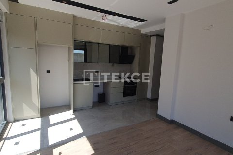 2+1 Apartment en Aksu, Turkey No. 16664 20