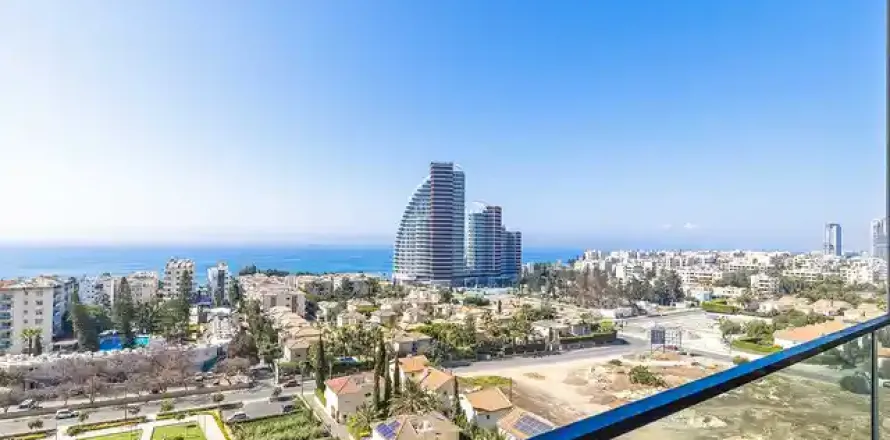 2 dormitorios Apartment en Limassol, Cyprus No. 40807