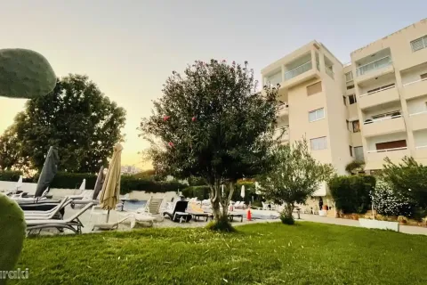 3 dormitorios Apartment en Germasogeia, Cyprus No. 33136 7