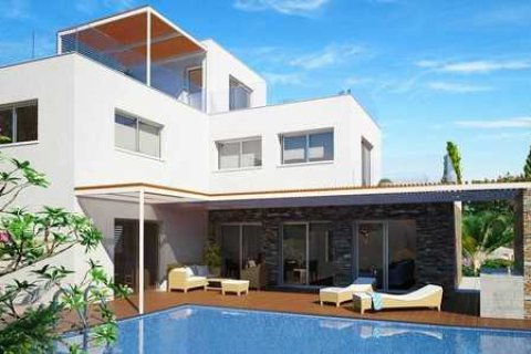 4 bedrooms Villa in Geroskípou, Cyprus No. 31045 12