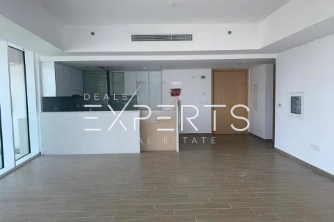 2 bedrooms Apartment on the Yas Island, UAE No. 52743 4