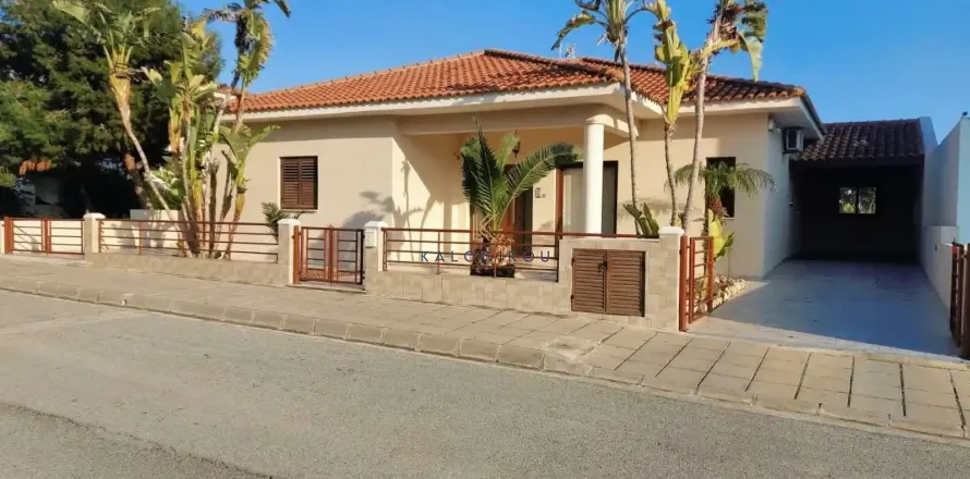 3 dormitorios House en Aradippou, Cyprus No. 39757