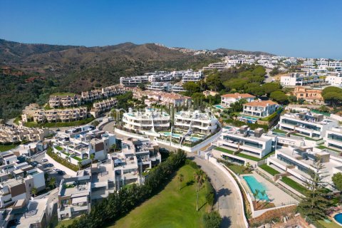 3 dormitorios Penthouse en Marbella, Spain No. 26769 4