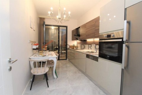 3+1 Apartment in Umraniye, Turkey No. 17986 17