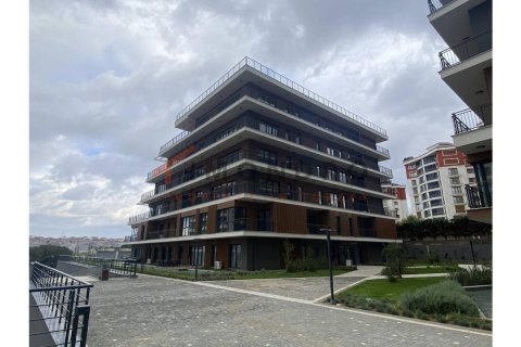 3+1 Appartement à Umraniye, Turkey No. 17986 4