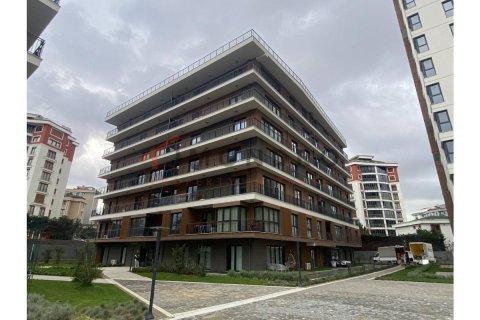 3+1 Appartement à Umraniye, Turkey No. 17986 8