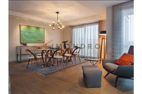 5+1 Appartement à Üsküdar, Turkey No. 17511 4