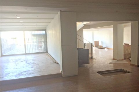 650m² Negocio en Glyfada, Greece No. 59327 4