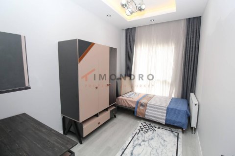 3+1 Apartment in Bueyuekcekmece, Turkey No. 17277 23