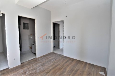 2+1 Apartment in Kadikoy, Turkey No. 17233 10