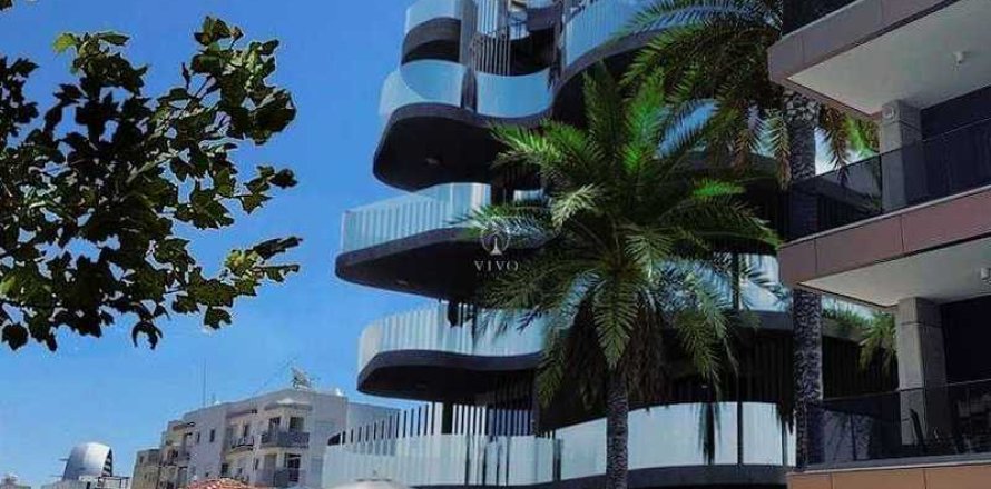3 bedrooms Penthouse in Limassol, Cyprus No. 78114