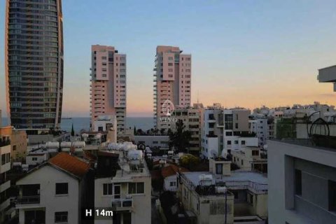 3 bedrooms Penthouse in Limassol, Cyprus No. 78114 10