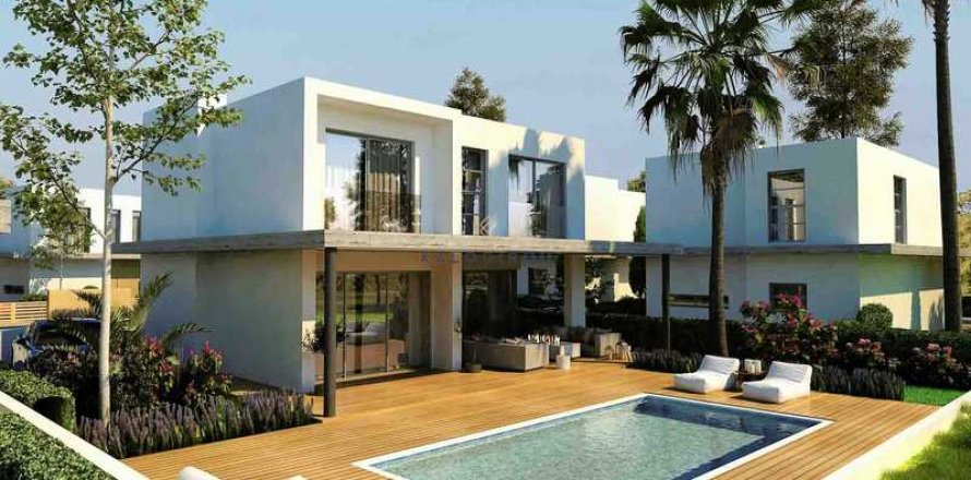 3 bedrooms House in Famagusta, Cyprus No. 76268