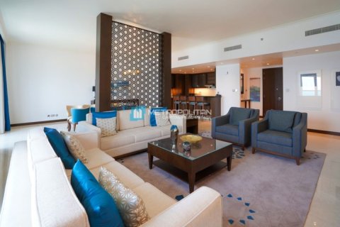 3 bedrooms Apartment in The Marina, UAE No. 4817 2