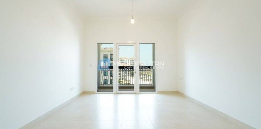 Studio Apartment on the Yas Island, UAE No. 4816