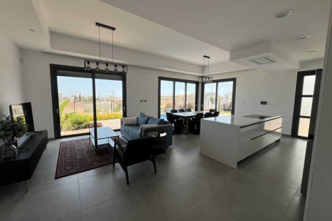 4 dormitorios House en Agios Athanasios, Cyprus No. 66341 6