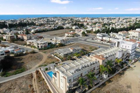 3 dormitorios Penthouse en Paphos, Cyprus No. 70083 3