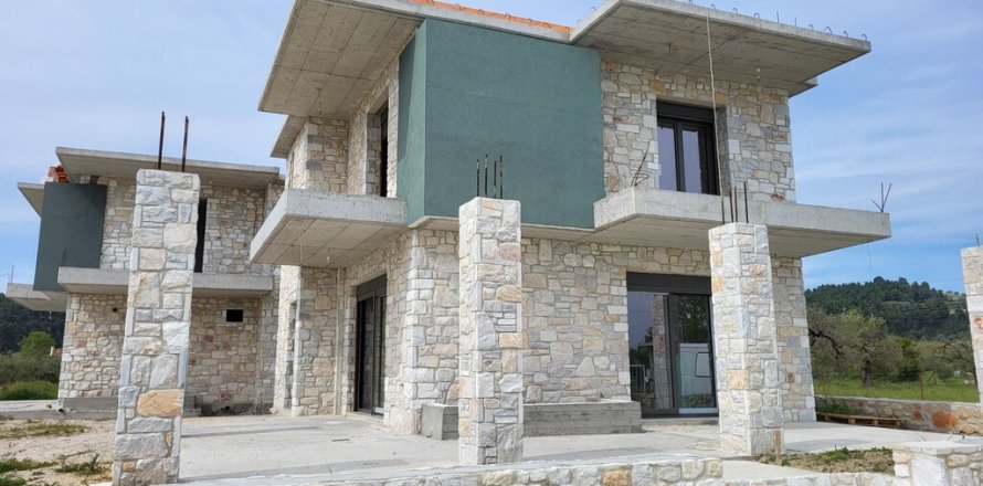 4 bedrooms House in Chalkidiki, Greece No. 56067