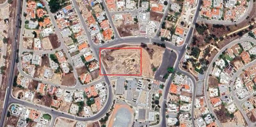 11788m² Land à Strovolos, Cyprus No. 35870