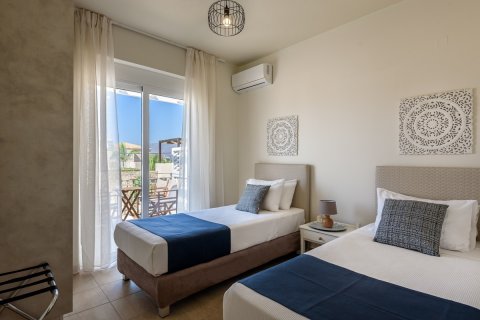 2 bedrooms Apartment in Chania, Greece No. 24020 7