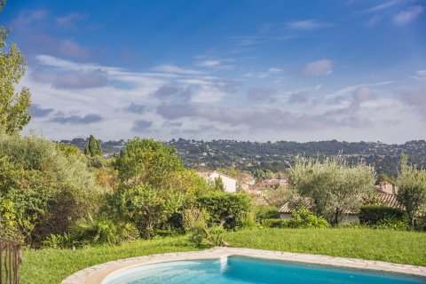 5 bedrooms Villa in La Colle-sur-Loup, France No. 73254 10