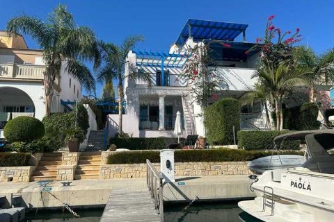 3 dormitorios Villa en Limassol, Cyprus No. 72802 16