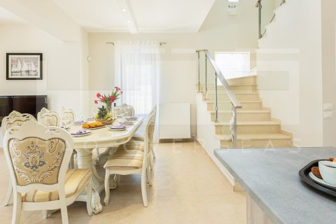 5 bedrooms Villa in Chania, Greece No. 24365 30