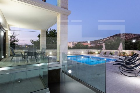 5 bedrooms Villa in Chania, Greece No. 24365 8