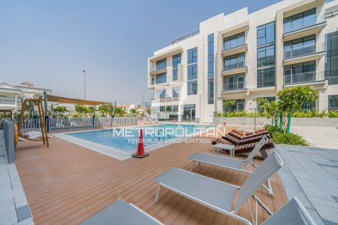 3 bedrooms Apartment in Al Wasl, UAE No. 7892 22