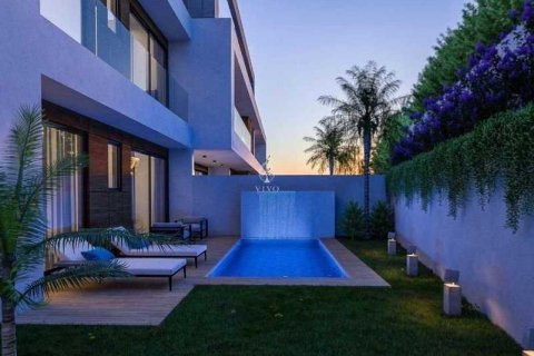 3 bedrooms Apartment in Limassol, Cyprus No. 77505 10