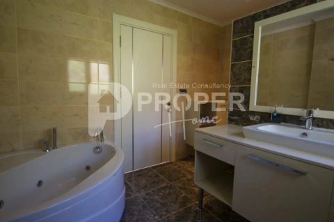 6 rooms Villa à Kemer, Turkey No. 14470 19