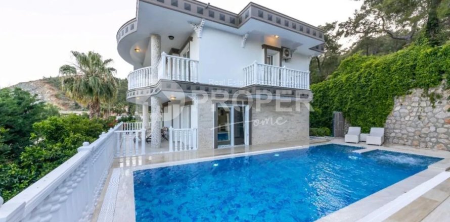 0+6 Villa in Kemer, Turkey No. 14470