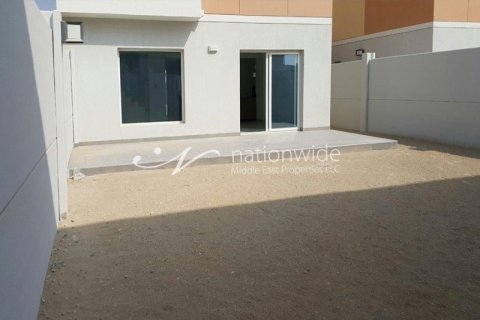 2 bedrooms Villa in Al Samha, UAE No. 4025 3