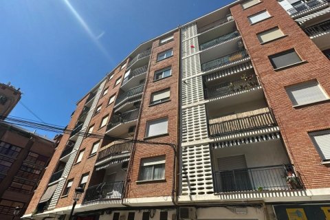 392m² Commercial property en Valencia, Spain No. 27314 3