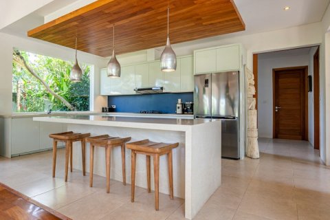 5 bedrooms Villa in Canggu, Indonesia No. 23314 4