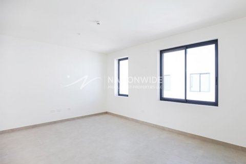 2 bedrooms Townhouse in Al Ghadeer, UAE No. 3753 8