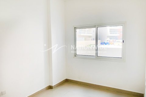 3 dormitorios Apartment en Al Reef, UAE No. 3755 16