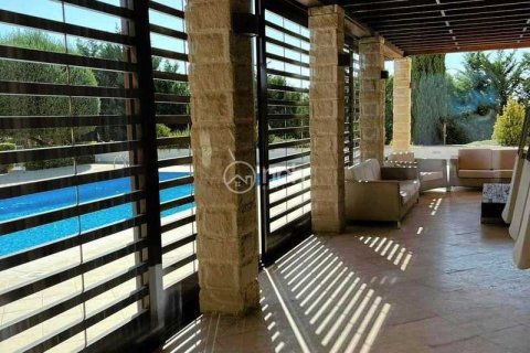 4 bedrooms Villa in Kouklia, Cyprus No. 44474 8