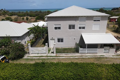 1 dormitorio Villa en Jolly Harbour, Antigua and Barbuda No. 61357 4