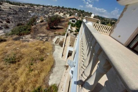 8 bedrooms Villa in Apesia, Cyprus No. 63550 16