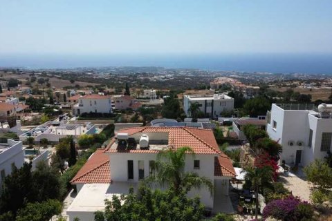 4 bedrooms Villa in Pegeia, Cyprus No. 63547 3