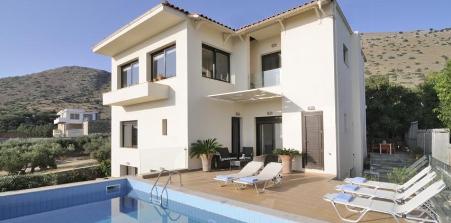 5 bedrooms Villa in Lasithi, Greece No. 24048