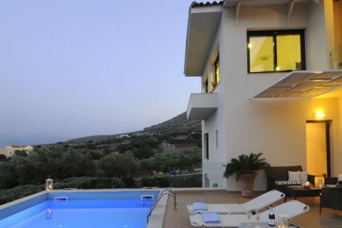 5 bedrooms Villa in Lasithi, Greece No. 24048 6