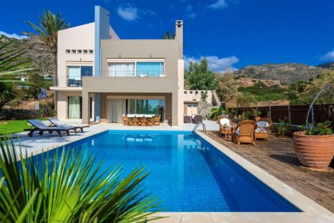 4 bedrooms Villa in Lasithi, Greece No. 24042 1